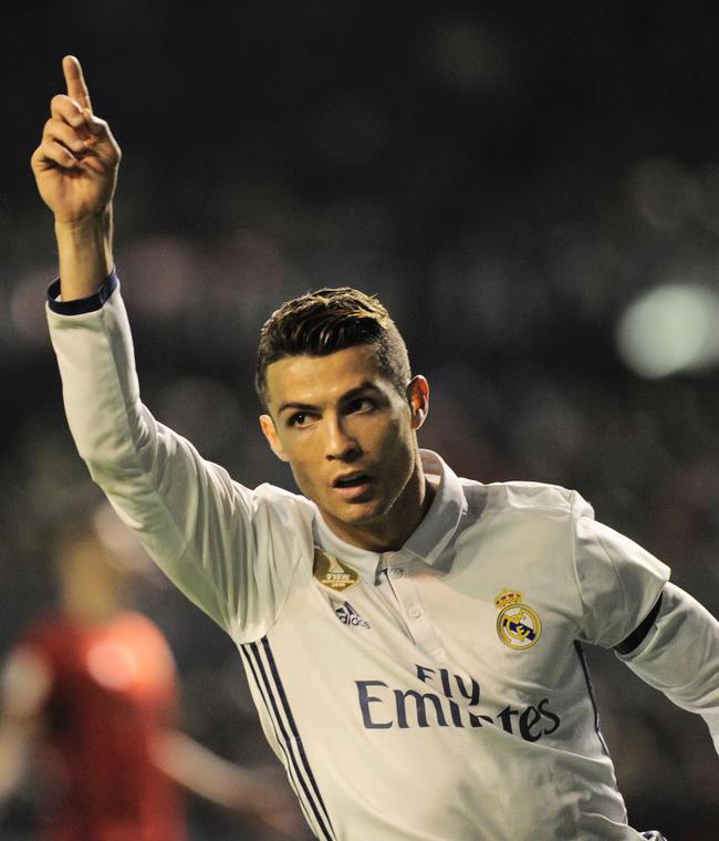 根据球员特 根据球员特