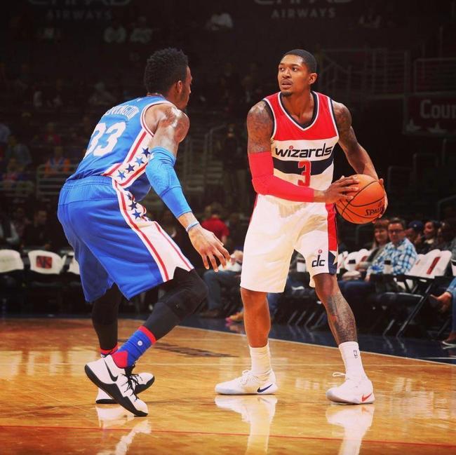 眼前一亮的 眼前一亮的