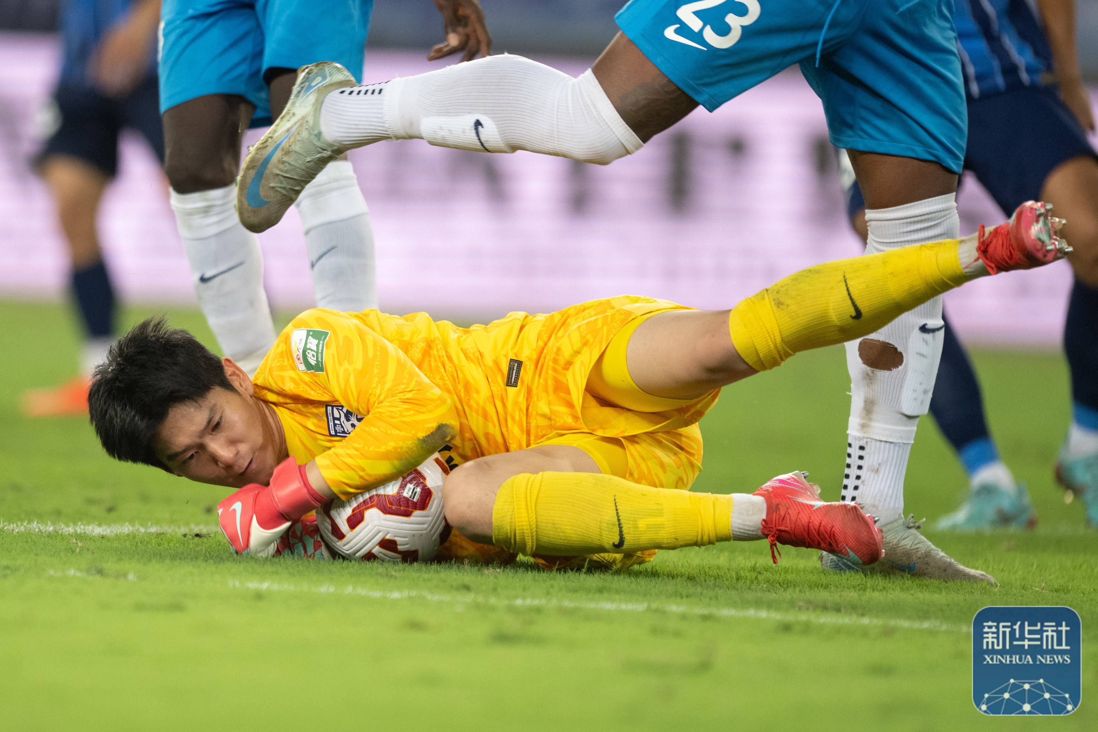 他在不同对 他在不同对